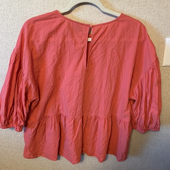 Top - Picture 2 of 2